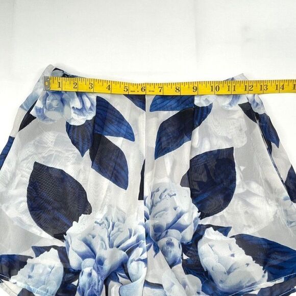 Show Me Your MUMU Blue Floral Short - Picture 9 of 10
